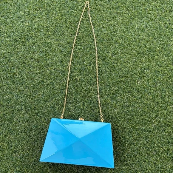 NWT elegant blue Rocio clutch, removable strap. - Picture 8 of 16